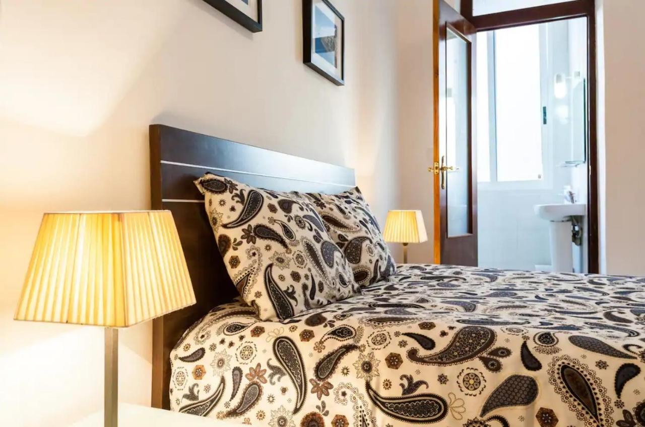 Spacious, Bright Apartment Next To The Old Town Valencia Exterior photo
